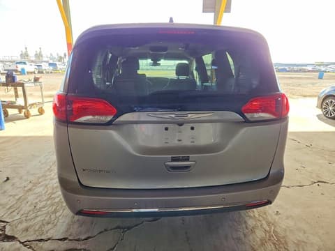 2018 Chrysler Pacifica, VIN 2C4RC1FGXJR174075. Фото 6 з 6 з аукціону Copart. Каталог авто зі США OpenDataCar.