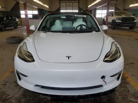 2019 Tesla Model 3, VIN 5YJ3E1EA6KF302757. Фото 5 з 6 з аукціону Copart. Каталог авто зі США OpenDataCar.