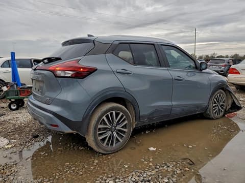 2021 Nissan Kicks, VIN 3N1CP5CV5ML505251. Фото 3 з 6 з аукціону Copart. Каталог авто зі США OpenDataCar.