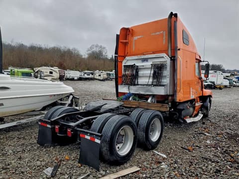 2002 Freightliner Cst120, VIN 1FUJBBCG92LG24833. Фото 4 из 6 с аукциона Copart. Каталог авто из США OpenDataCar.