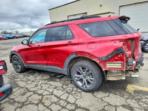 2021 Ford Explorer, VIN 1FMSK8DH8MGA63647. Фото 2 з 6 з аукціону Copart. Каталог авто зі США OpenDataCar.