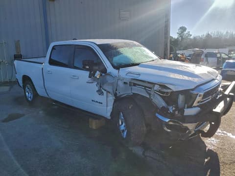 2022 Ram 1500, VIN 1C6SRFMT6NN122823. Фото 4 з 6 з аукціону Copart. Каталог авто зі США OpenDataCar.