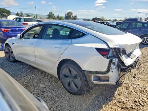 2019 Tesla Model 3, VIN 5YJ3E1EA8KF337509. Фото 2 з 6 з аукціону Copart. Каталог авто зі США OpenDataCar.