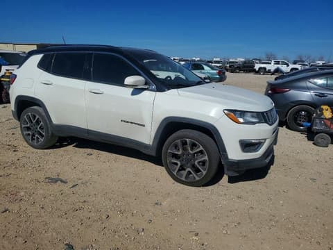 2017 Jeep Compass, VIN 3C4NJDCB1HT689262. Фото 4 з 6 з аукціону Copart. Каталог авто зі США OpenDataCar.