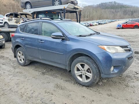 2014 Toyota RAV4, VIN JTMRFREV8ED049252. Фото 4 з 6 з аукціону Copart. Каталог авто зі США OpenDataCar.