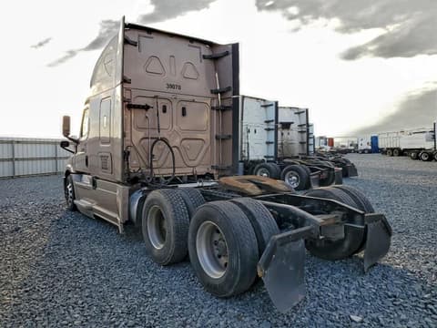 2019 Freightliner Cascadia 126, VIN 3AKJHHDR1KSGC6058. Photo 3 of 6 from Copart auction. OpenDataCar US salvage catalog.