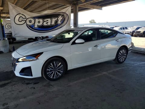 2025 Nissan Altima, VIN 1N4BL4DW4SN409863. Фото 1 з 6 з аукціону Copart. Каталог авто зі США OpenDataCar.