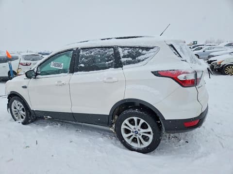 2017 Ford Escape, VIN 1FMCU9GD5HUB23520. Фото 2 з 6 з аукціону Copart. Каталог авто зі США OpenDataCar.