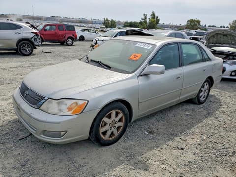 2000 Toyota Avalon, VIN 4T1BF28B8YU112151. Фото 1 з 6 з аукціону Copart. Каталог авто зі США OpenDataCar.