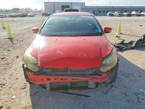 2014 Ford Focus, VIN 1FADP3F21EL196792. Фото 5 з 6 з аукціону Copart. Каталог авто зі США OpenDataCar.