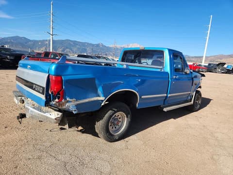 1992 Ford F-150 Lightning, VIN 1FTEF14N7NPB11014. Zdjęcie 3 z 6 z aukcji Copart. Katalog aut z USA OpenDataCar.