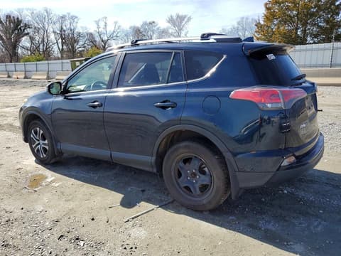 2018 Toyota RAV4, VIN JTMBFREV9JJ242541. Фото 2 з 6 з аукціону Copart. Каталог авто зі США OpenDataCar.