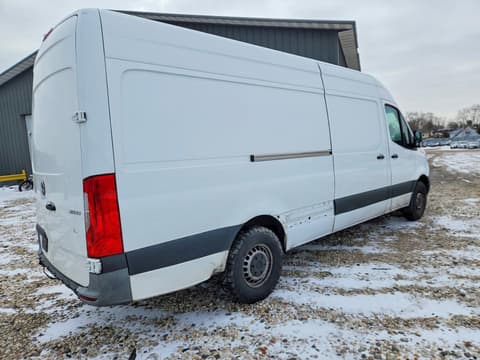 2021 Mercedes-benz , VIN W1Y40CHY2MT060925. Zdjęcie 3 z 6 z aukcji Copart. Katalog aut z USA OpenDataCar.