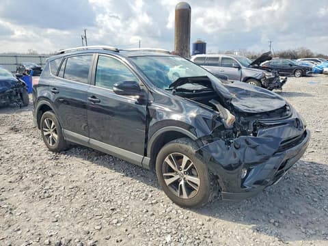 2017 Toyota RAV4, VIN 2T3WFREV1HW347989. Фото 4 з 6 з аукціону Copart. Каталог авто зі США OpenDataCar.