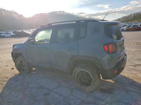 2017 Jeep Renegade, VIN ZACCJBCB4HPE75871. Фото 2 з 6 з аукціону Copart. Каталог авто зі США OpenDataCar.