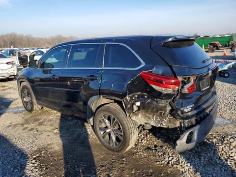 2018 Toyota Highlander, VIN 5TDZARFH2JS037412. Фото 2 з 6 з аукціону Copart. Каталог авто зі США OpenDataCar.
