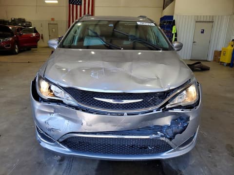 2018 Chrysler Pacifica, VIN 2C4RC1BG4JR126528. Фото 5 з 6 з аукціону Copart. Каталог авто зі США OpenDataCar.