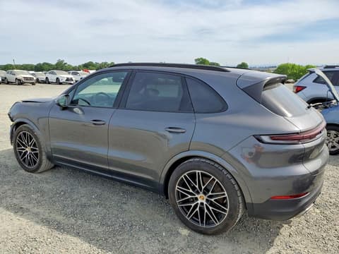 2024 Porsche Cayenne, VIN WP1AA2AY9RDA09740. Фото 2 з 6 з аукціону Copart. Каталог авто зі США OpenDataCar.