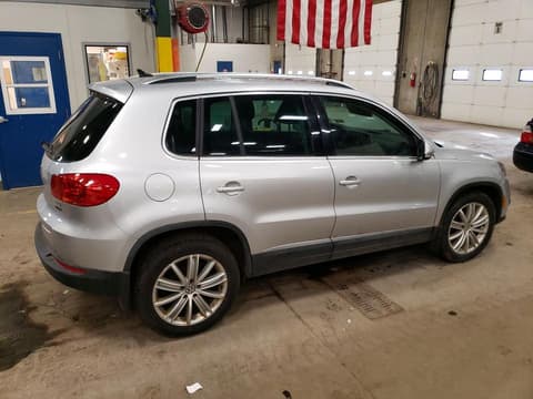 2015 Volkswagen Tiguan, VIN WVGBV7AX2FW501178. Фото 3 з 6 з аукціону Copart. Каталог авто зі США OpenDataCar.