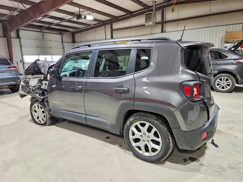 2018 Jeep Renegade, VIN ZACCJBBB3JPH12695. Фото 2 з 6 з аукціону Copart. Каталог авто зі США OpenDataCar.