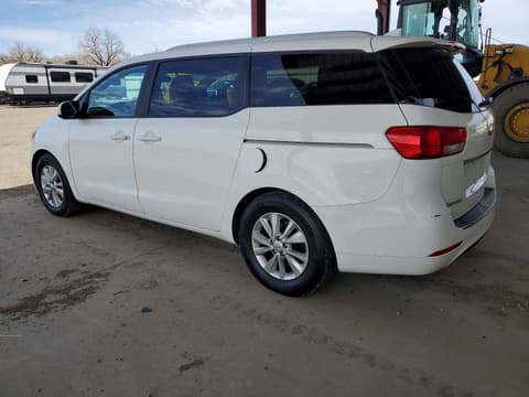 2015 Kia Sedona, VIN KNDMB5C19F6070390. Фото 2 з 6 з аукціону Copart. Каталог авто зі США OpenDataCar.