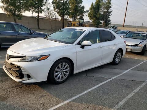 2018 Toyota Camry, VIN 4T1B11HK2JU579273. Zdjęcie 1 z 6 z aukcji Copart. Katalog aut z USA OpenDataCar.