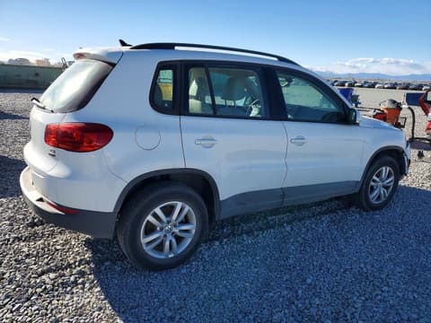 2017 Volkswagen Tiguan, VIN WVGBV7AX9HK039065. Фото 3 з 6 з аукціону Copart. Каталог авто зі США OpenDataCar.