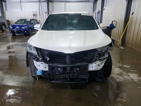 2017 Lincoln MKC, VIN 5LMCJ2D94HUL12365. Фото 5 з 6 з аукціону Copart. Каталог авто зі США OpenDataCar.