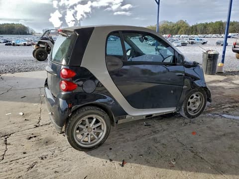 2009 Smart Fortwo, VIN WMEEJ31X19K253203. Фото 3 з 6 з аукціону Copart. Каталог авто зі США OpenDataCar.
