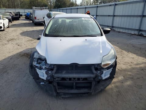 2013 Ford Focus, VIN 1FADP3E24DL175788. Фото 5 з 6 з аукціону Copart. Каталог авто зі США OpenDataCar.