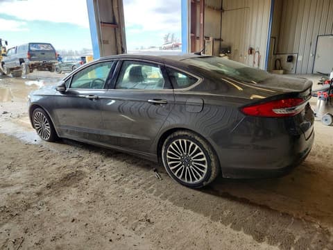 2017 Ford Fusion, VIN 3FA6P0HD7HR235929. Фото 2 из 6 с аукциона Copart. Каталог авто из США OpenDataCar.