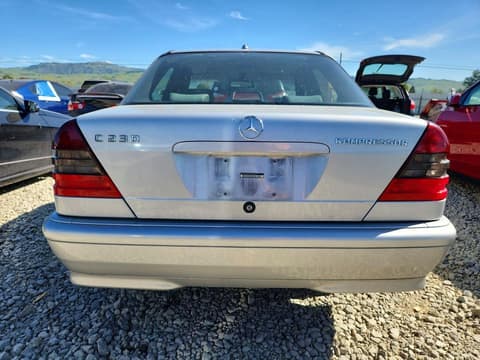 2000 Mercedes-benz C-Class, VIN WDBHA24G5YA854053. Фото 6 з 6 з аукціону Copart. Каталог авто зі США OpenDataCar.