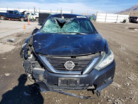 2017 Nissan Altima, VIN 1N4AL3AP4HC120845. Фото 5 з 6 з аукціону Copart. Каталог авто зі США OpenDataCar.