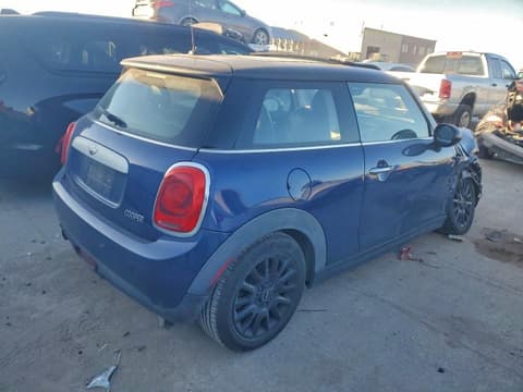 2015 Mini Cooper, VIN WMWXM5C50F3A60519. Фото 3 з 6 з аукціону Copart. Каталог авто зі США OpenDataCar.