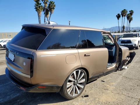 2023 Land rover Range Rover, VIN SALKUBE77PA050017. Фото 3 з 6 з аукціону Copart. Каталог авто зі США OpenDataCar.