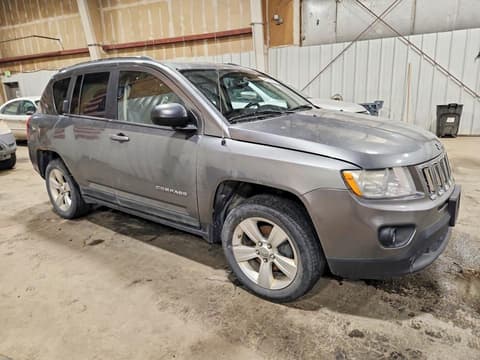 2011 Jeep Compass, VIN 1J4NF1FBXBD263878. Фото 4 из 6 с аукциона Copart. Каталог авто из США OpenDataCar.