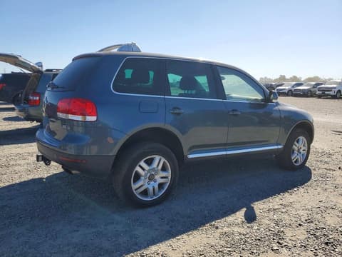 2005 Volkswagen Touareg, VIN WVGMM77L55D009108. Фото 3 з 6 з аукціону Copart. Каталог авто зі США OpenDataCar.