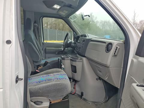 2015 Ford Econoline E350, VIN 1FDWE3FL2FDA07401. Photo 5 of 6 from Copart auction. OpenDataCar US salvage catalog.