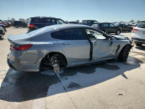 2021 Bmw M8, VIN WBSGV0C01MCF81438. Фото 3 з 6 з аукціону Copart. Каталог авто зі США OpenDataCar.
