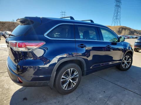 2016 Toyota Highlander, VIN 5TDJKRFH6GS261706. Фото 3 з 6 з аукціону Copart. Каталог авто зі США OpenDataCar.