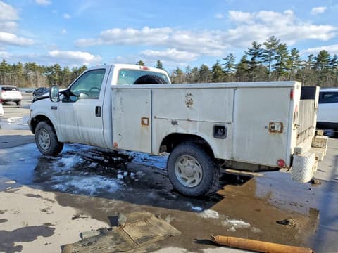 2000 Ford F-350, VIN 1FDSF34L5YEA82153. Фото 2 з 6 з аукціону Copart. Каталог авто зі США OpenDataCar.