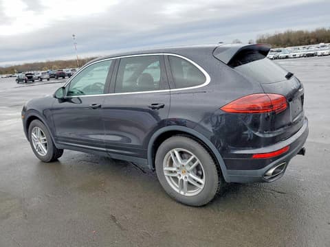 2016 Porsche Cayenne, VIN WP1AA2A28GLA05239. Фото 2 из 6 с аукциона Copart. Каталог авто из США OpenDataCar.