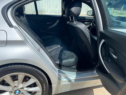 2018 Bmw 3 Series, VIN WBA8E1G59JNU89642. Фото 6 з 6 з аукціону Copart. Каталог авто зі США OpenDataCar.