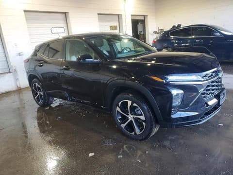 2025 Chevrolet Trax, VIN KL77LGEP6SC313122. Фото 4 з 6 з аукціону Copart. Каталог авто зі США OpenDataCar.