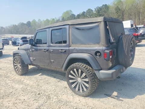 2018 Jeep Wrangler Unlimited, VIN 1C4HJXDN2JW202352. Фото 2 з 6 з аукціону Copart. Каталог авто зі США OpenDataCar.