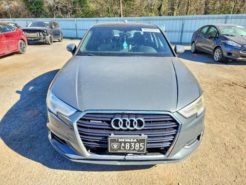 2017 Audi A3, VIN WAUB8GFF1H1009055. Фото 5 з 6 з аукціону Copart. Каталог авто зі США OpenDataCar.