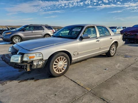 2010 Mercury Grand Marquis, VIN 2MEBM7FV9AX614717. Фото 1 з 6 з аукціону Copart. Каталог авто зі США OpenDataCar.