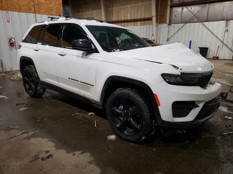 2024 Jeep Grand Cherokee, VIN 1C4RJHAG9RC122933. Фото 4 из 6 с аукциона Copart. Каталог авто из США OpenDataCar.