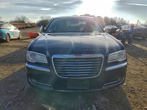 2013 Chrysler 300, VIN 2C3CCAAG0DH727196. Фото 5 из 6 с аукциона Copart. Каталог авто из США OpenDataCar.