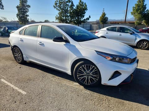 2024 Kia Forte, VIN 3KPF54AD3RE730090. Фото 4 з 6 з аукціону Copart. Каталог авто зі США OpenDataCar.